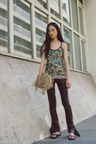 Look 15